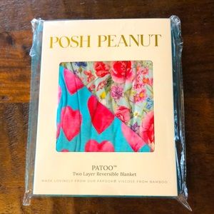 Posh Peanut -Queen of Hearts/Alice patoo reversible blanket. 40” x 40”